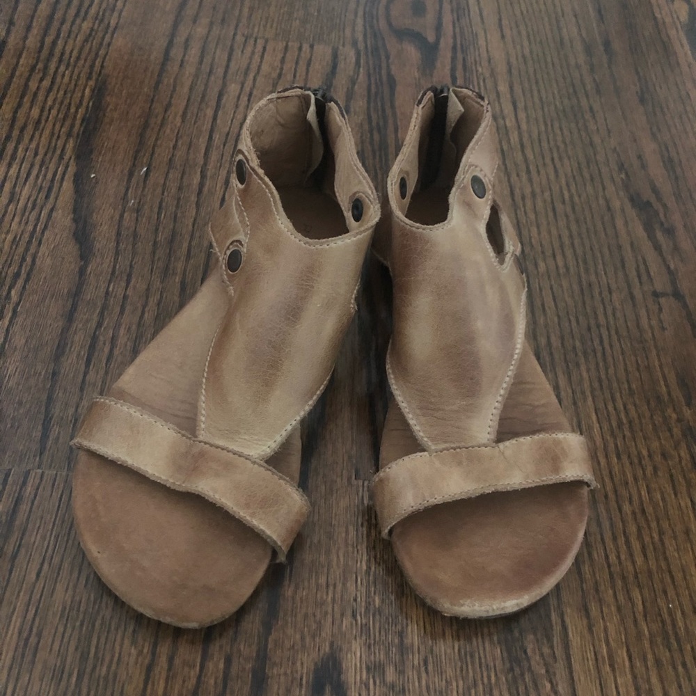 Bed Stu “Soto” leather sandals size 7